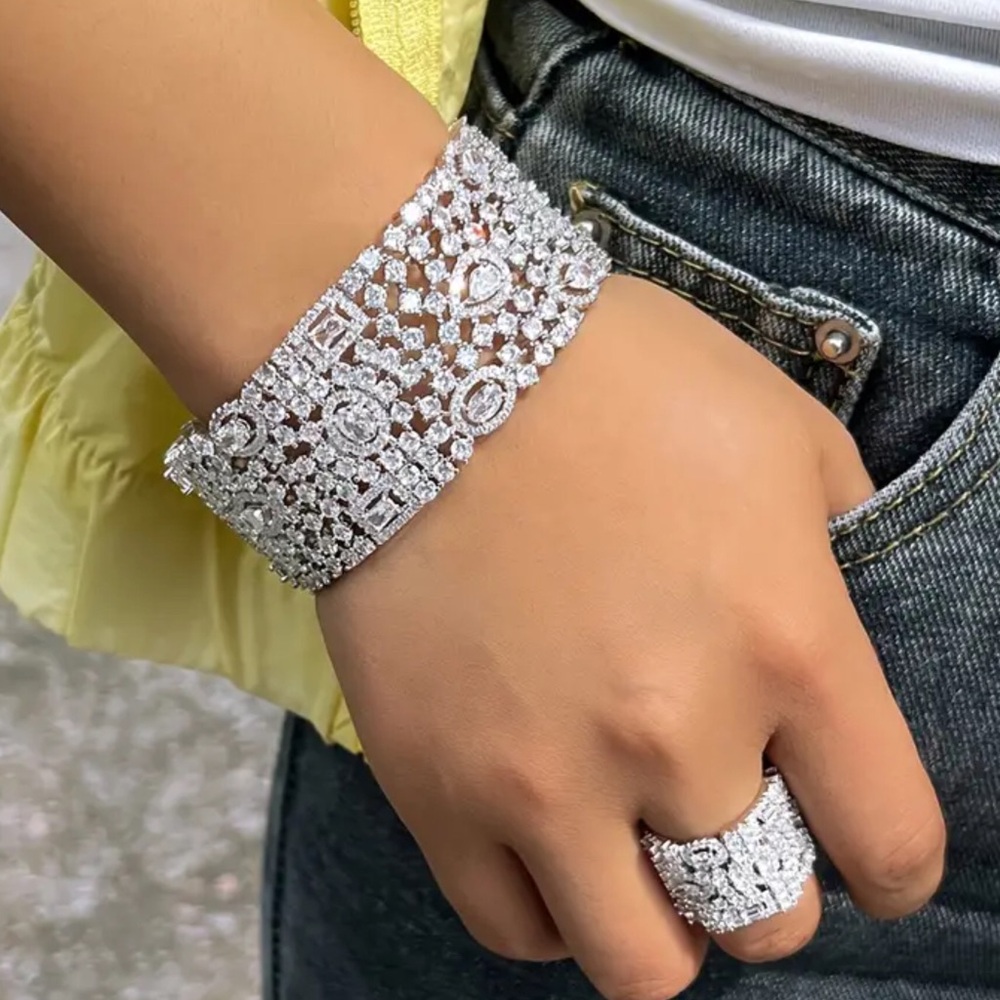 Elegant Silver Bracelet and Ring Set